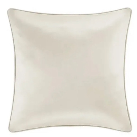 NWT - Elegant J. Queen New York, Somerset, European Sham - Picture 1 of 6